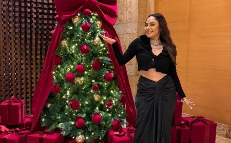Nikita Rawal Keeps It Cute and Simple This Christmas