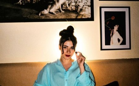 Tanisha Mukerji's Photos Pay Tribute to a Cinematic Dynasty