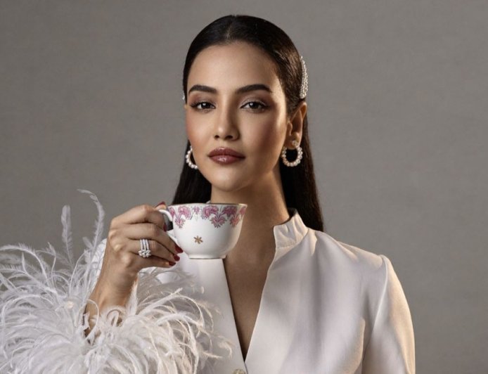 Tia Bajpai Skips London Celebrations, Flies Home to Lucknow for Birthday
