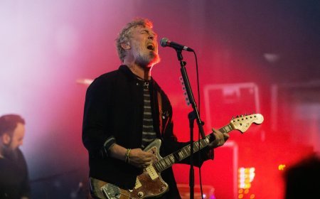 Oscar Winner Glen Hansard, 'Once' Singer-Songwriter, Dies at 56 in Dublin Motorcycle Crash