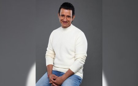 Sharman Joshi's Laxman Is Back: Actor Teases Big Things for 'Golmaal 5'